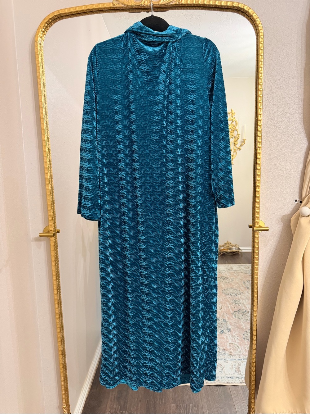 Cabernet Teal Patterned Zip-Front Long Robe - Picture 4 of 4